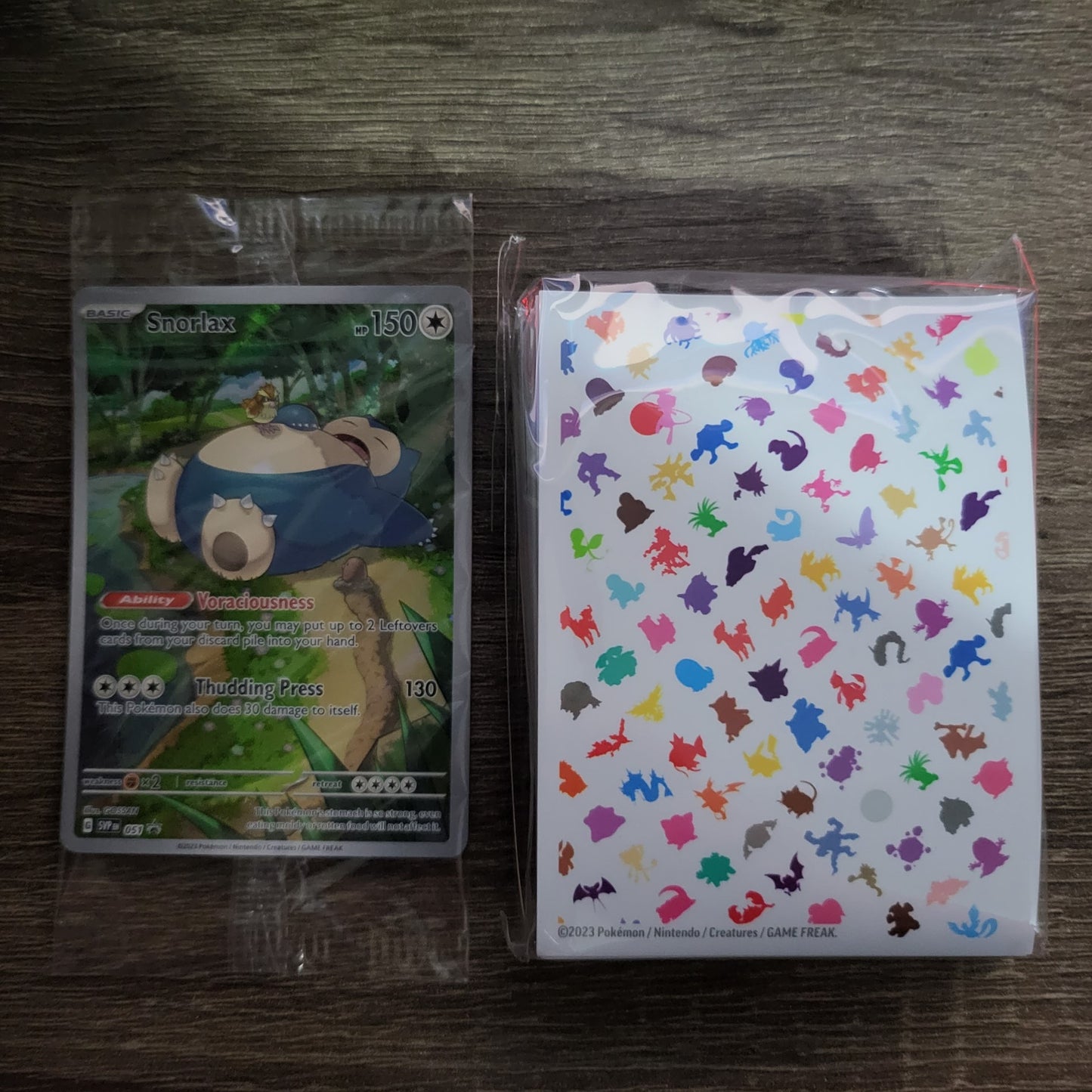 151 - Snorlax Promo Card #51 + 151 ETB Sleeves